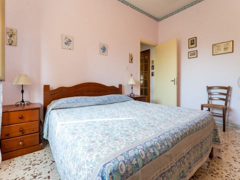 Via Litteri, 9