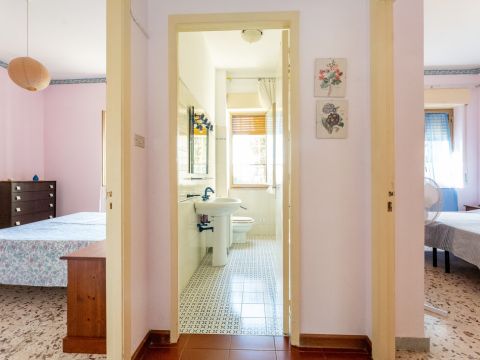 Via Litteri, 9