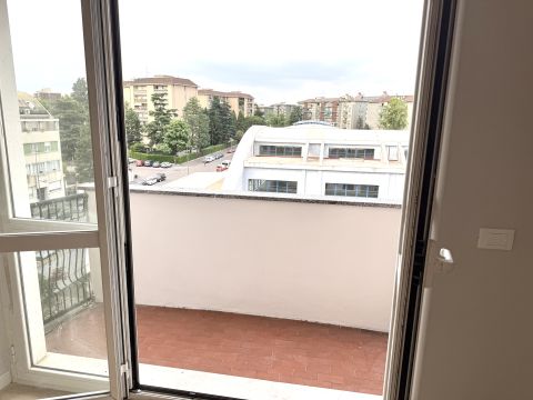 Via Cristoforo Gluck, 59