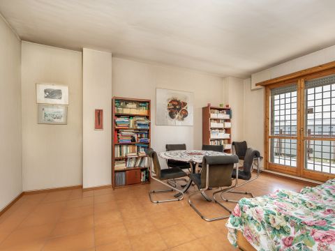 Via S. Getullo 120