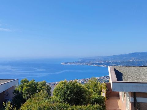 Via Abatia, SNC villaggio serra di Mare n 5