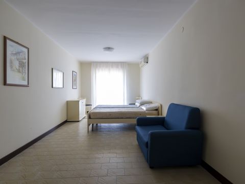 Viale Tommaso Campanella, 186