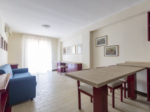 Viale Tommaso Campanella, 186