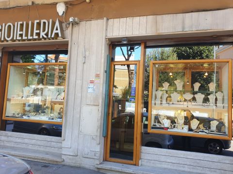 Via Lorenzo Bonincontri, 18