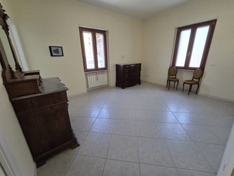 Via Francesco Crispi 119