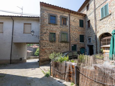 Piazza San Martino, 11
