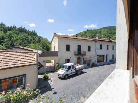 Via Risorgimento, 127