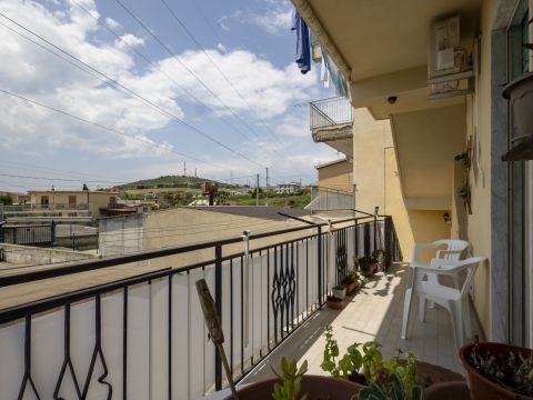 Viale dei Tulipani, 183