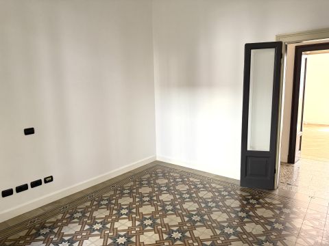 Via Giovanni Omboni, 5