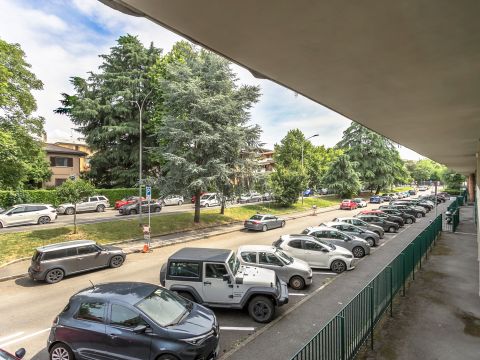 Via Francesco Coghetti, 198