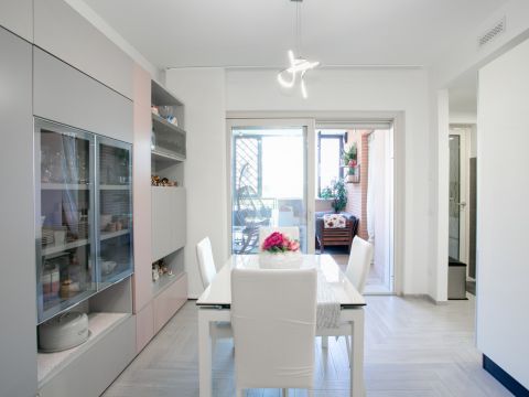 Viale Gianluigi Bonelli 98