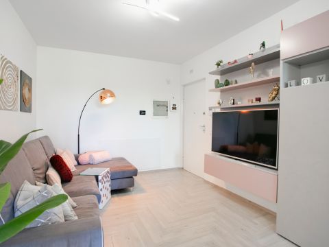 Viale Gianluigi Bonelli 98