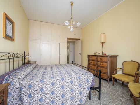 Via Agostino Valiero, 12