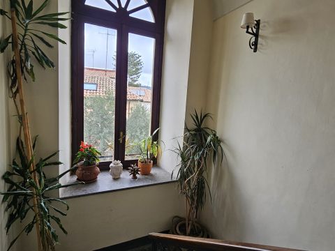 Via Giuseppe Sensales, 16