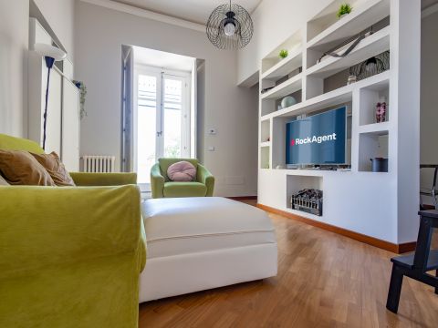 Via Giuseppe Poerio, 74