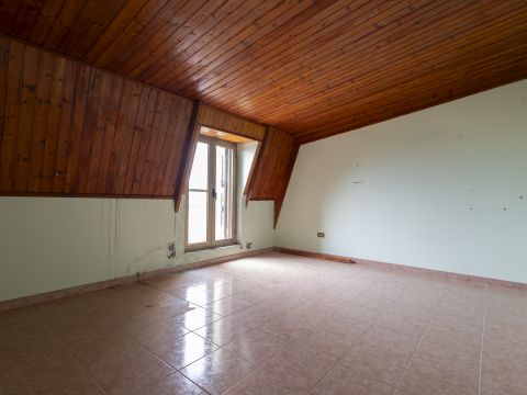 Via Carlo V 109