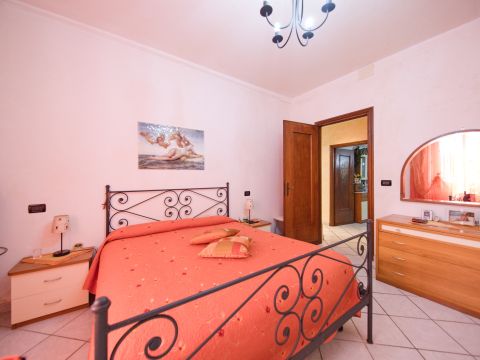 Via Antonietta Massuccone Mazzini, 20