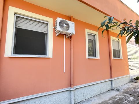 Via Palmiro Togliatti, 6