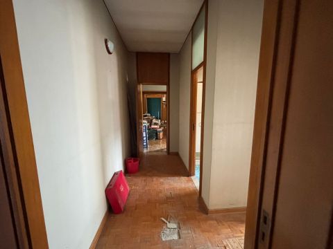 Via Vittime Civili, 35