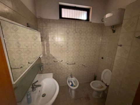 Via Vincenzo Gioberti, 56