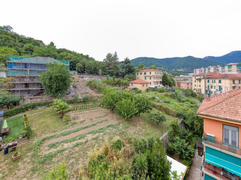 Via E. Bernardini 94