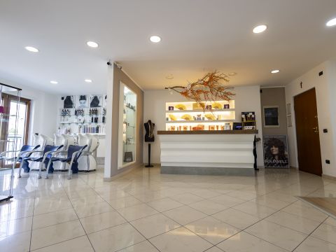 Viale dei Bizantini, 75