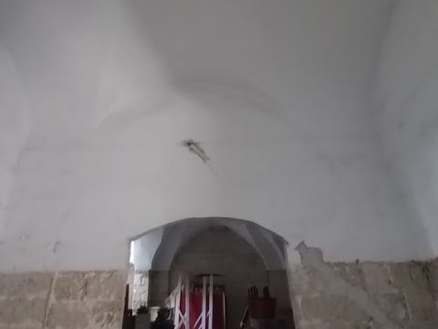 Via Cesare Battisti, 12