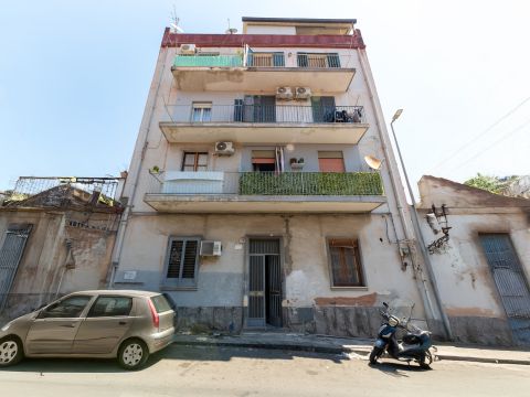 Via Wrzì, 128
