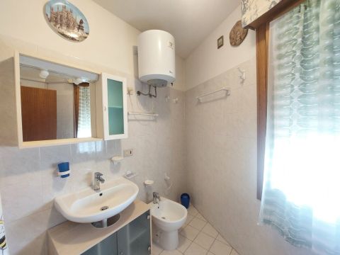 viale Cormor 127