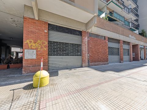 Via Giacomo Soliman, 58 R