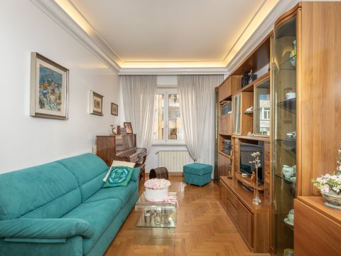 Via Sebastiano Ziani, 44