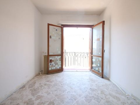 Via Giovanna Maria Moricino 2, Centro Storico, Brindisi