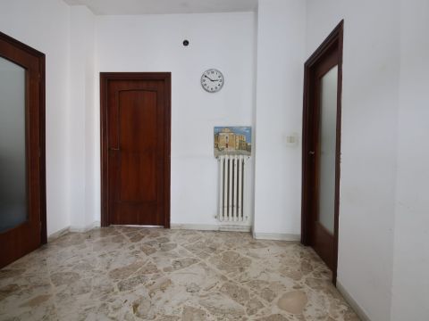 Via Giovanna Maria Moricino 2, Centro Storico, Brindisi