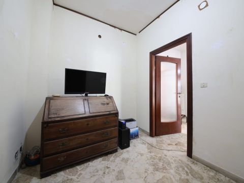 Via Giovanna Maria Moricino 2, Centro Storico, Brindisi