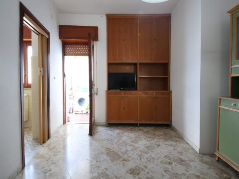 Via Giovanna Maria Moricino 2, Centro Storico, Brindisi