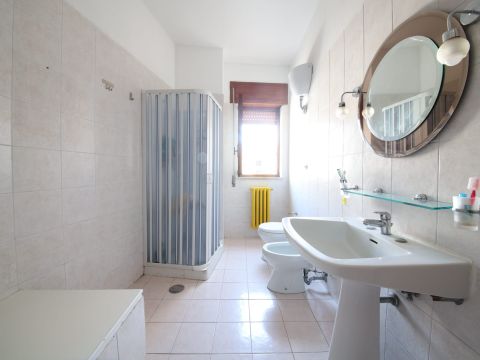 Via Giovanna Maria Moricino 2, Centro Storico, Brindisi