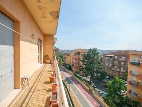Via Decimo Laberio, 18