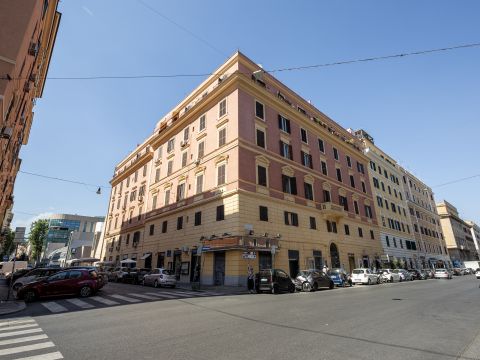 Via Candia, 66