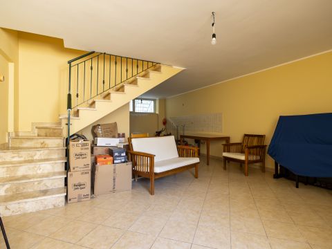 Via Reggio Calabria, 20