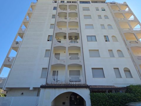 Via aldo moro 23
