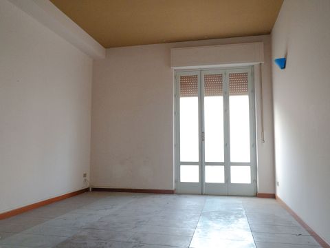 Via Spinazzola, 25