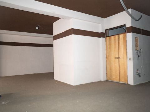 Via Spinazzola, 25
