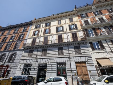 Via Romagna, 26