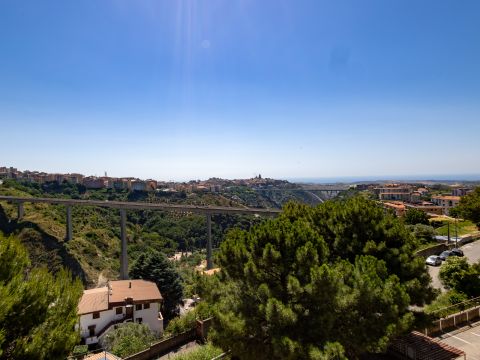 Via Giovanni Paolo Parisio, 8 - Catanzaro