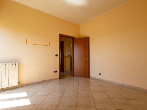 Via Giovanni Paolo Parisio, 8 - Catanzaro