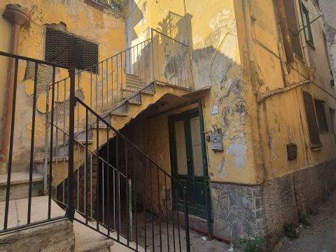 Via Santissimi Martiri, 67