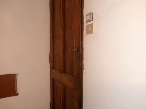 Via Maidalchini, 6