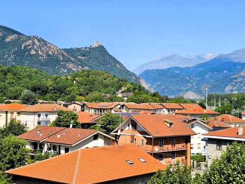 Corso Laghi, 18
