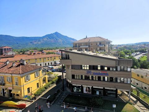 Corso Laghi, 18