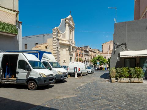 Piazza Maravigna, 9